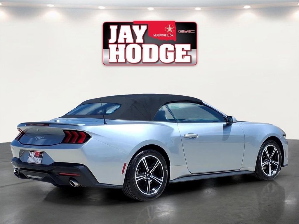 2025 Ford Mustang EcoBoost