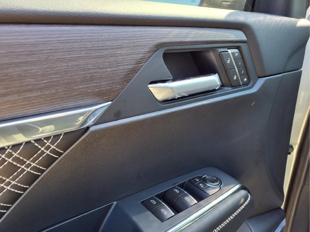 2027 GMC Acadia Denali