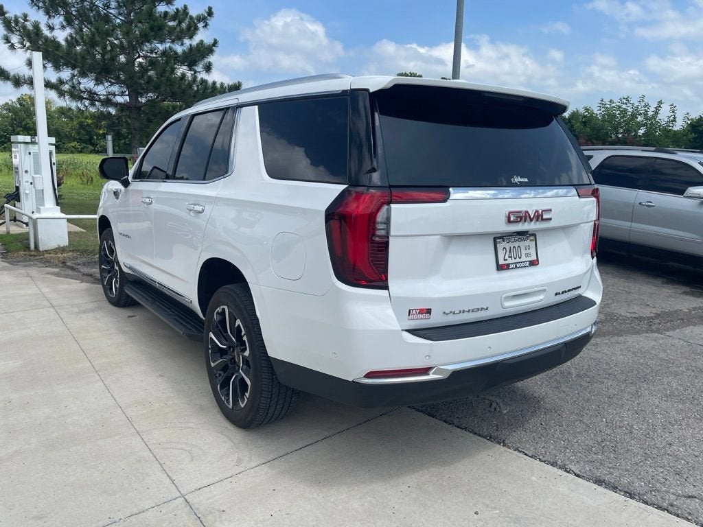 2025 GMC Yukon Elevation