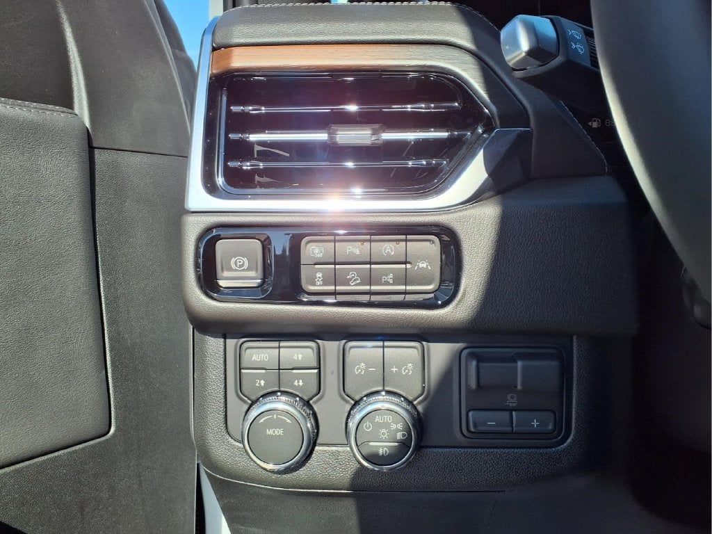 2027 GMC Yukon Denali