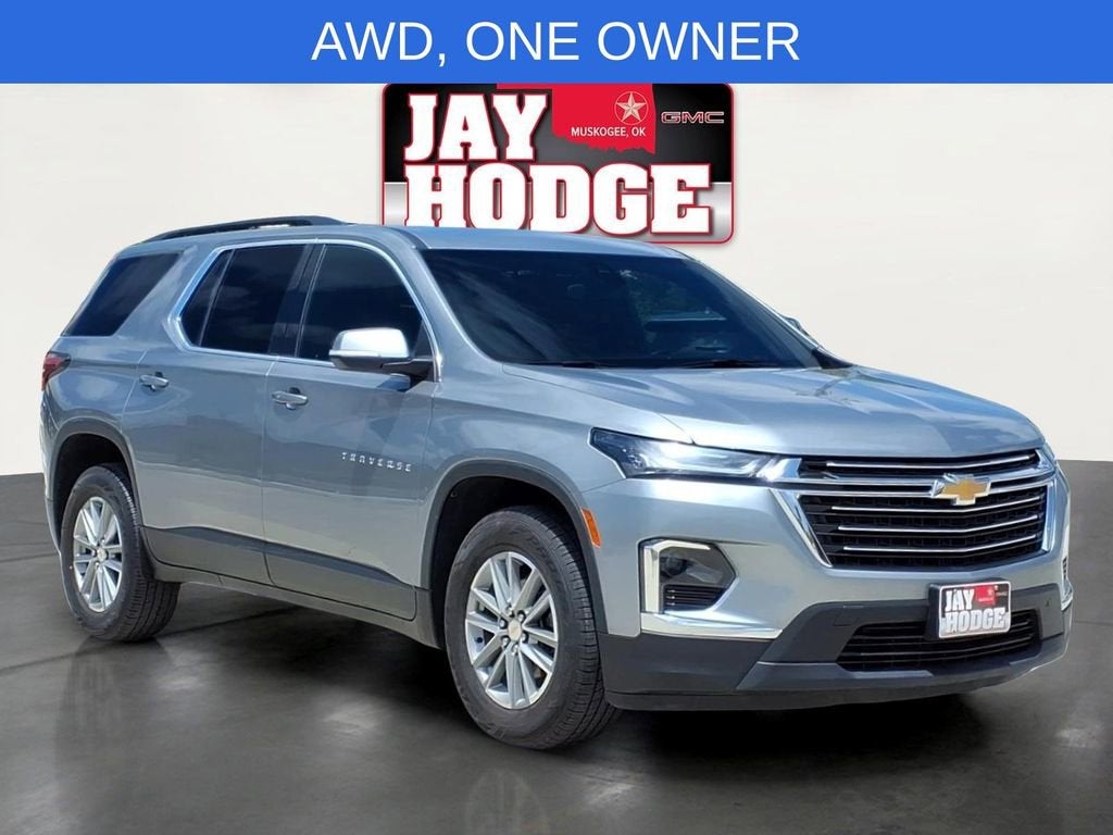 2023 Chevrolet Traverse LT Cloth