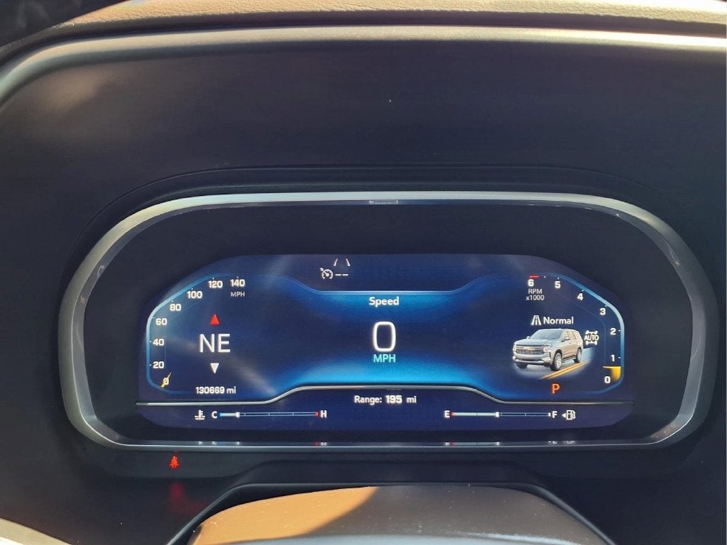 2023 Chevrolet Suburban LT