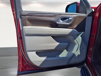 2023 Chevrolet Suburban LT