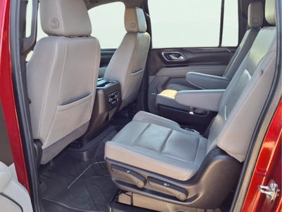 2023 Chevrolet Suburban LT