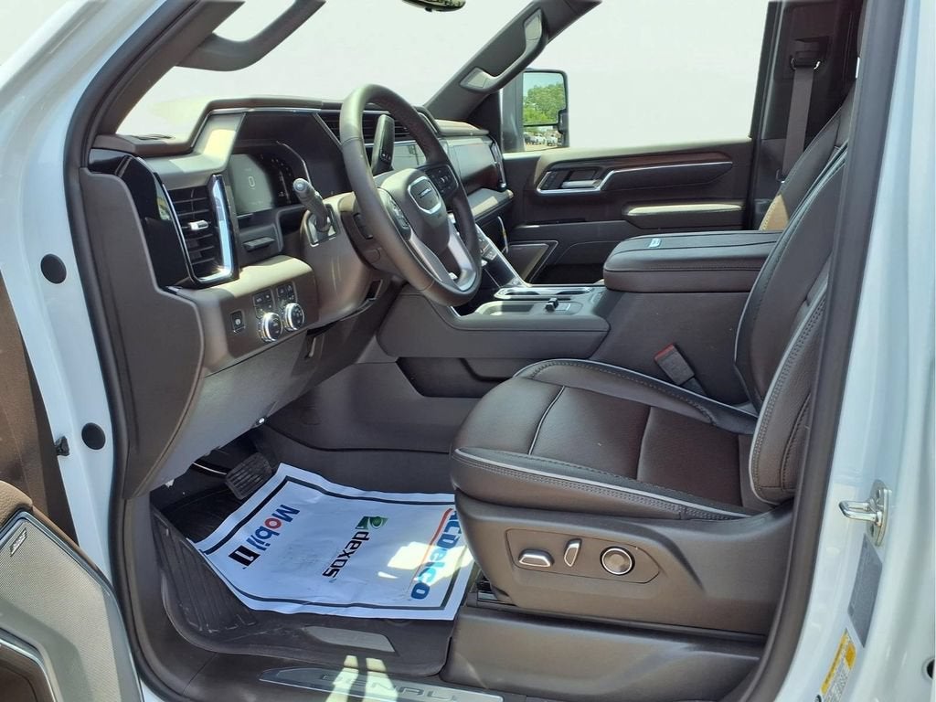 2026 GMC Sierra 2500HD Denali - Photo 17