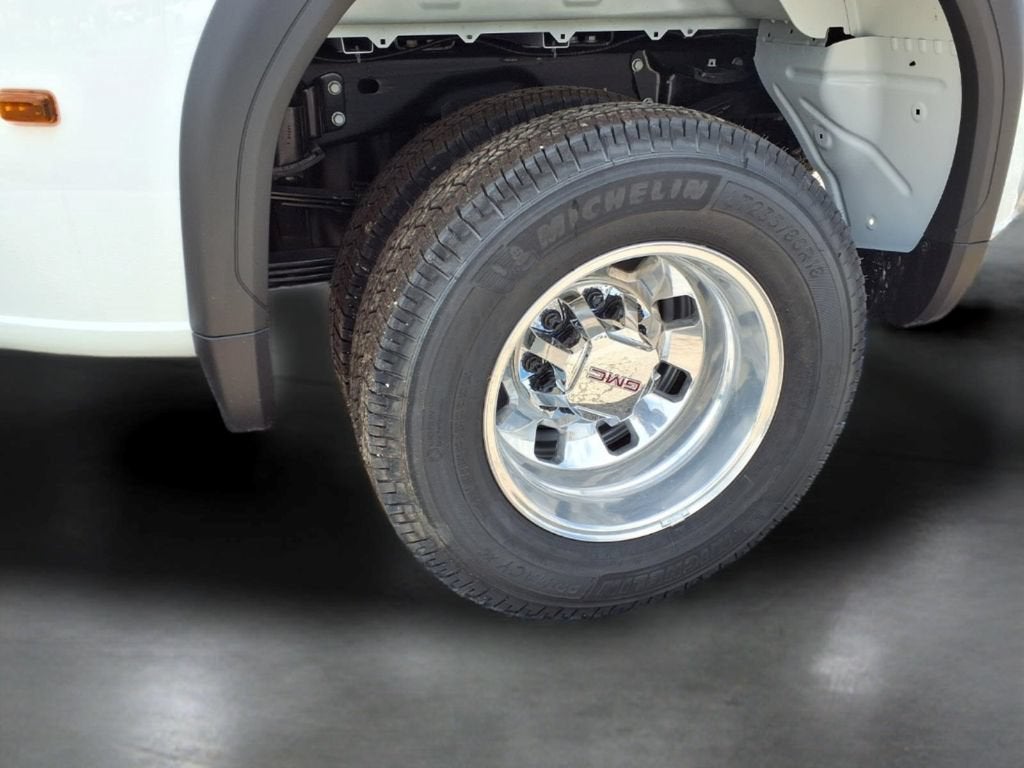 2026 GMC Sierra 3500 HD SLE DRW