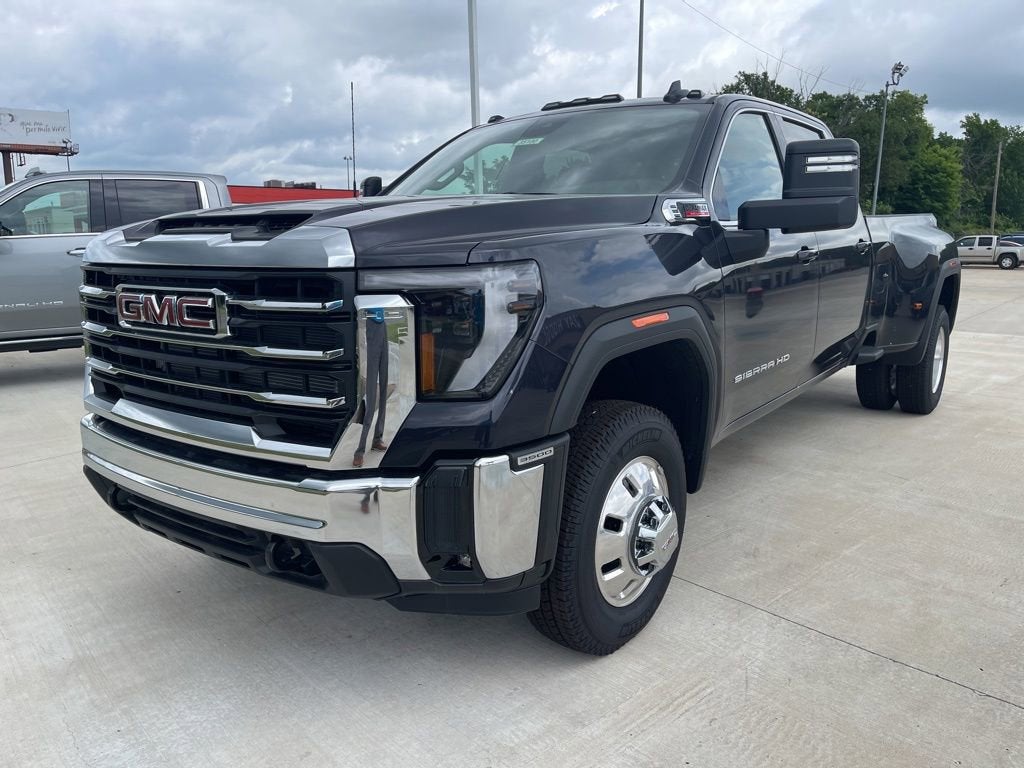 2026 GMC Sierra 3500 HD SLE DRW