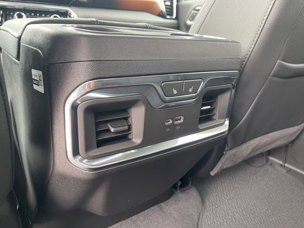 2026 GMC Sierra 3500 HD Denali DRW