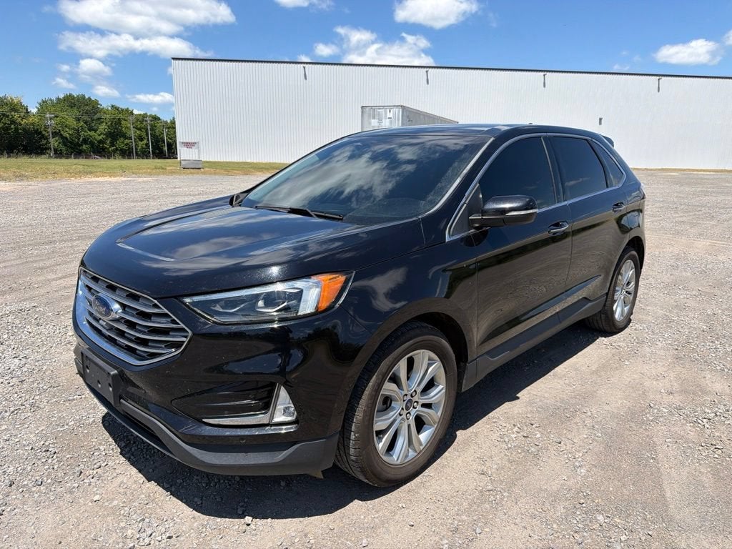 2022 Ford Edge Titanium