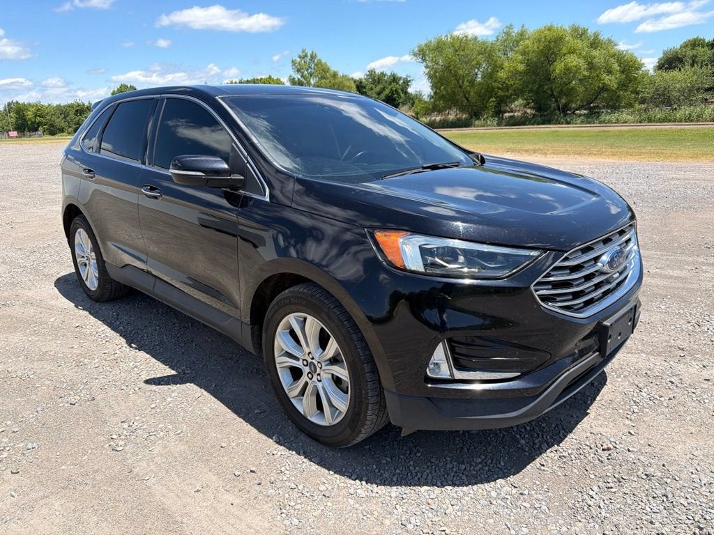 2022 Ford Edge Titanium
