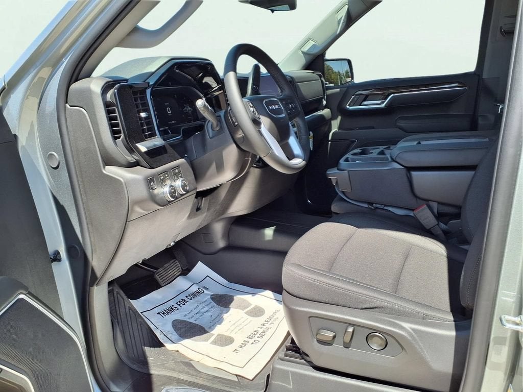 2026 GMC Sierra 1500 SLE - Photo 17