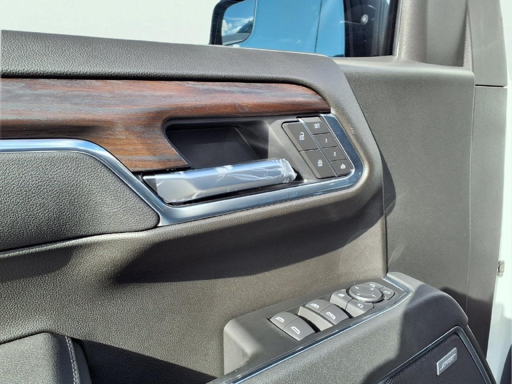 2026 GMC Sierra 1500 SLT - Photo 17