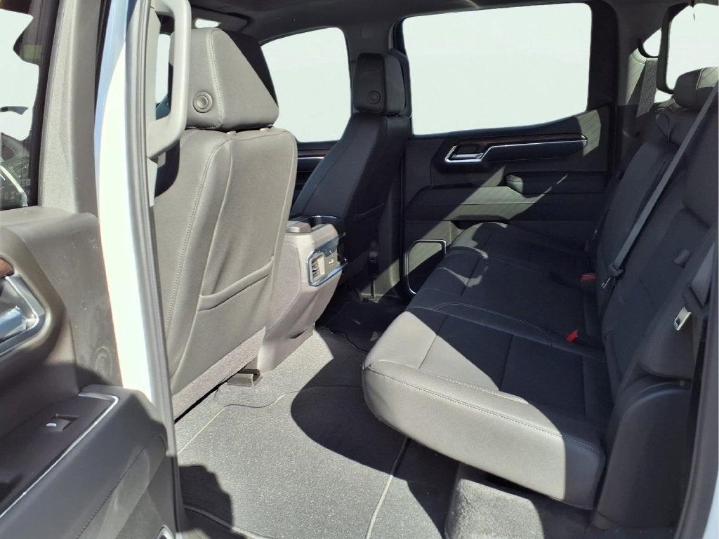 2026 GMC Sierra 1500 SLT - Photo 20