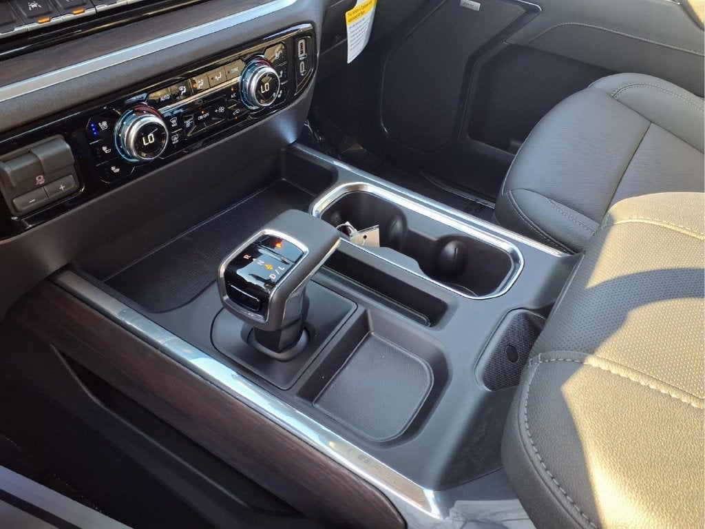 2026 GMC Sierra 1500 SLT - Photo 15