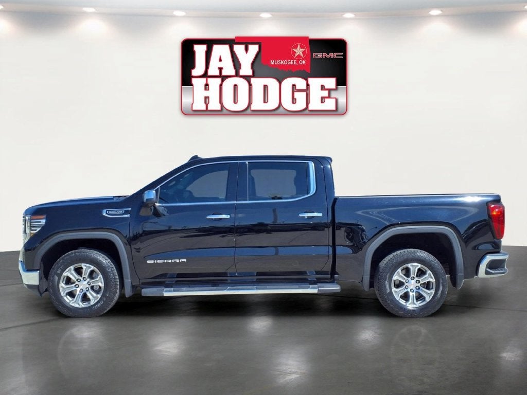 2022 GMC Sierra 1500 SLT