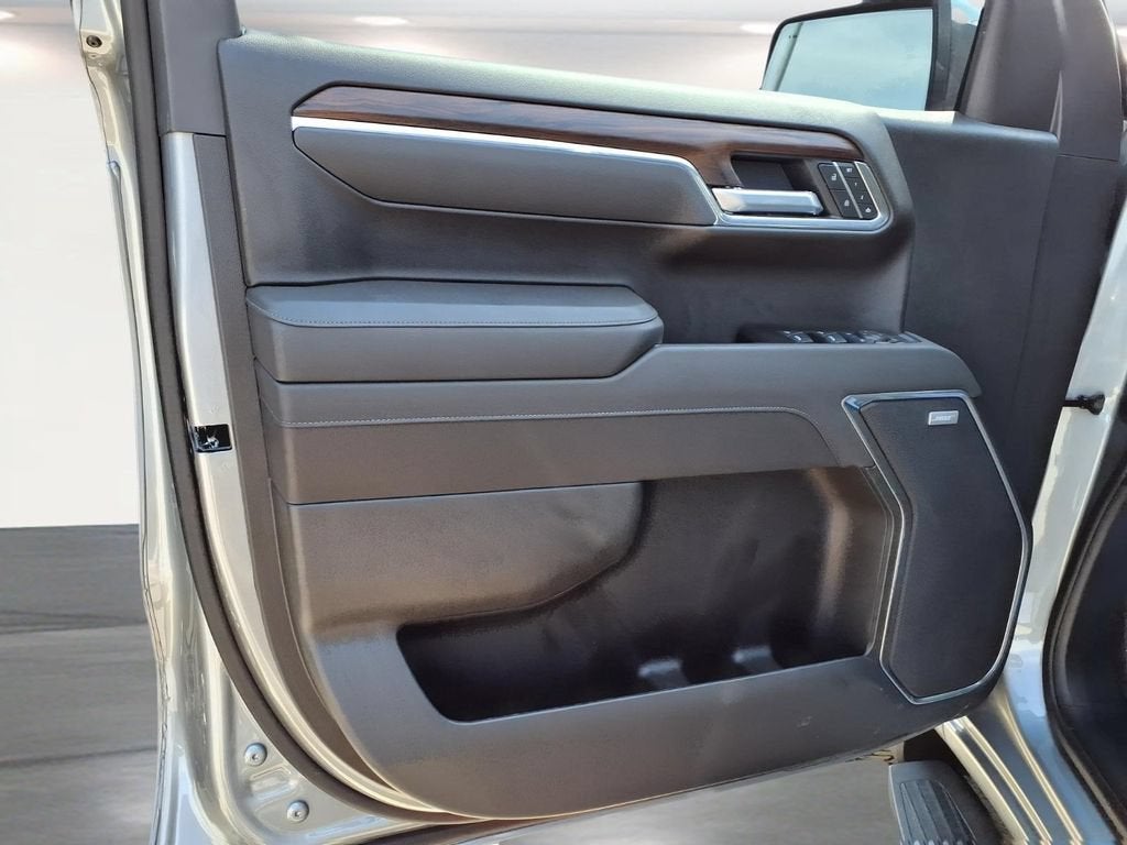 2026 GMC Sierra 1500 SLT - Photo 19