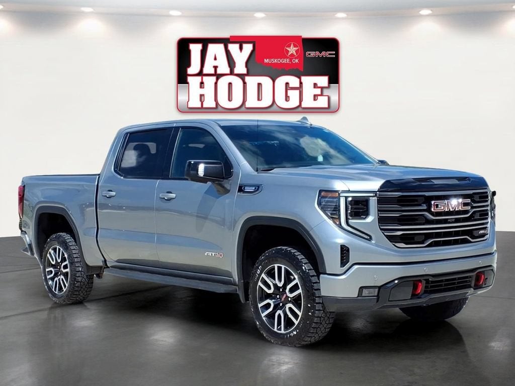 2025 GMC Sierra 1500 AT4
