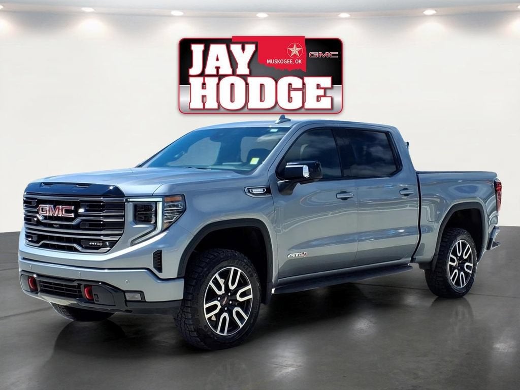 2025 GMC Sierra 1500 AT4