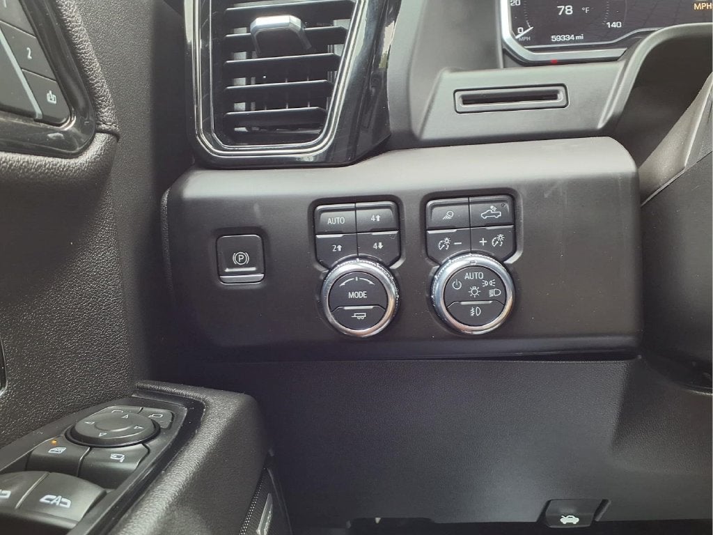 2023 GMC Sierra 1500 AT4
