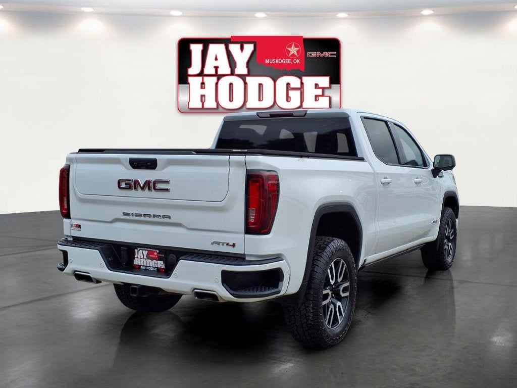2023 GMC Sierra 1500 AT4