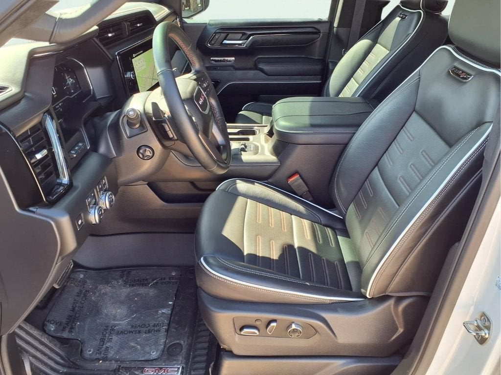 2025 GMC Sierra 1500 AT4X