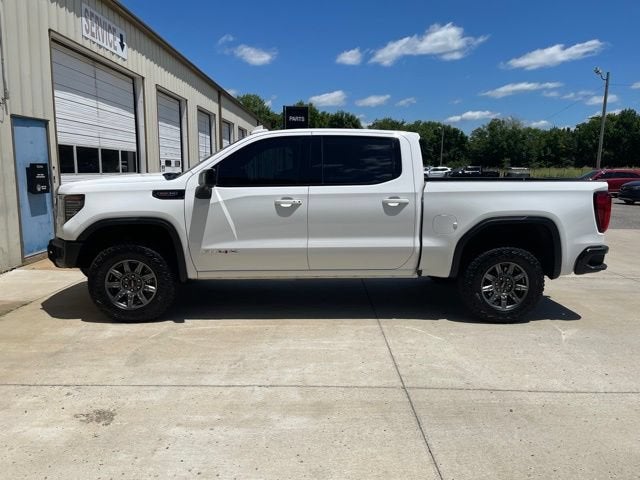 2025 GMC Sierra 1500 AT4X