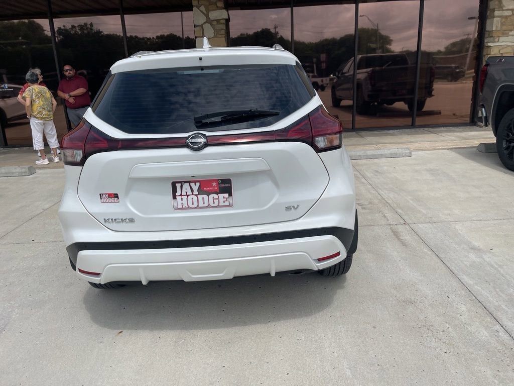 2024 Nissan Kicks SV