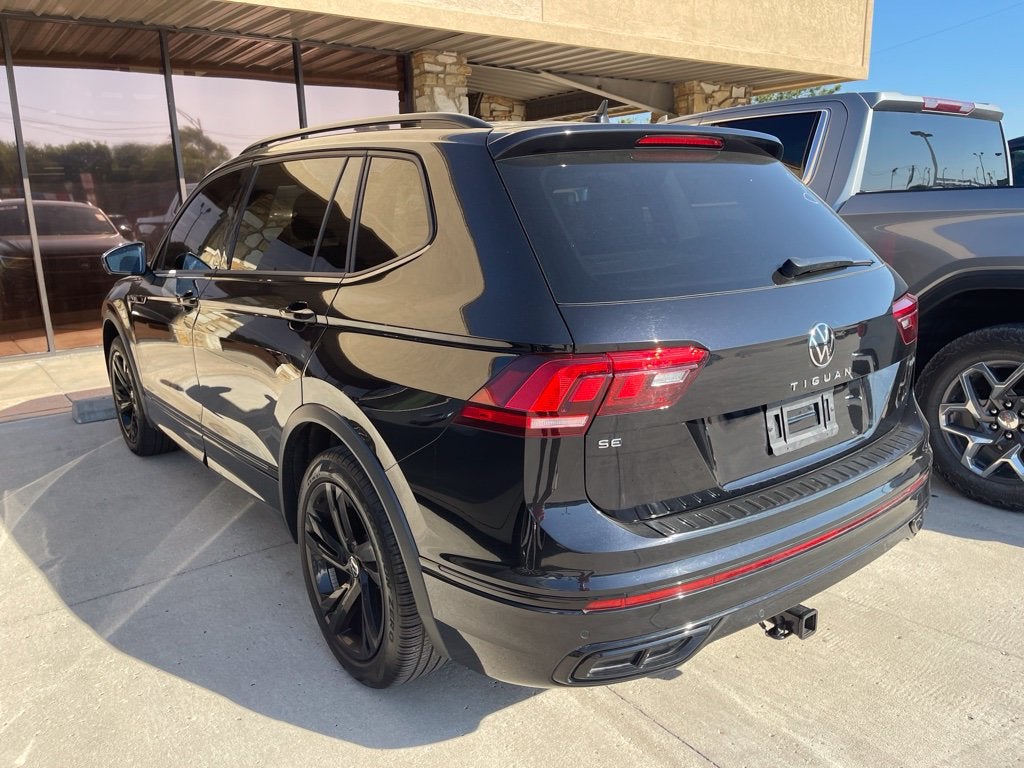 2023 Volkswagen Tiguan SE R-Line Black