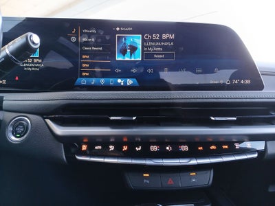 2024 Cadillac XT4 Premium Luxury