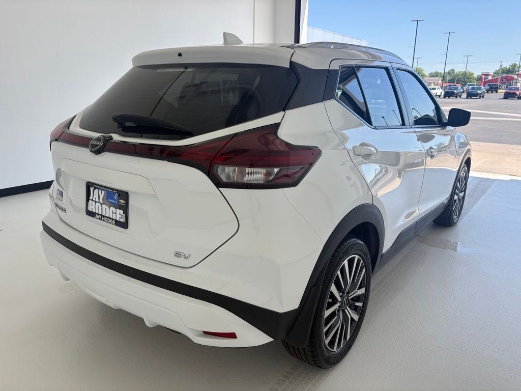 2023 Nissan Kicks SV