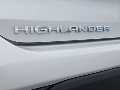 2024 Toyota Highlander LE