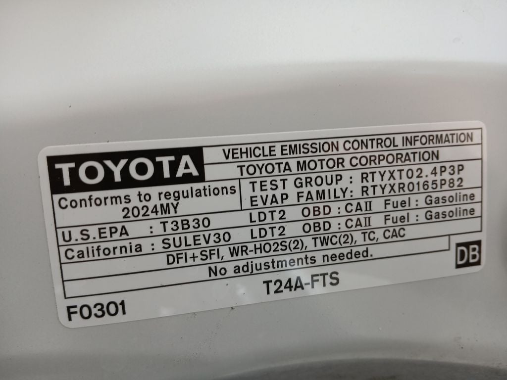 2024 Toyota Highlander LE