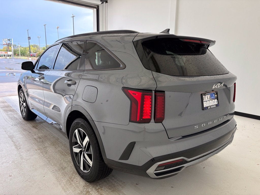 2022 Kia Sorento S