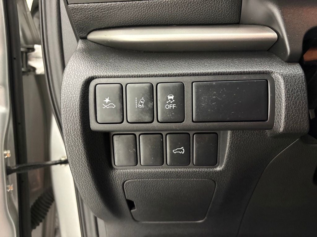 2024 Mitsubishi Eclipse Cross SE