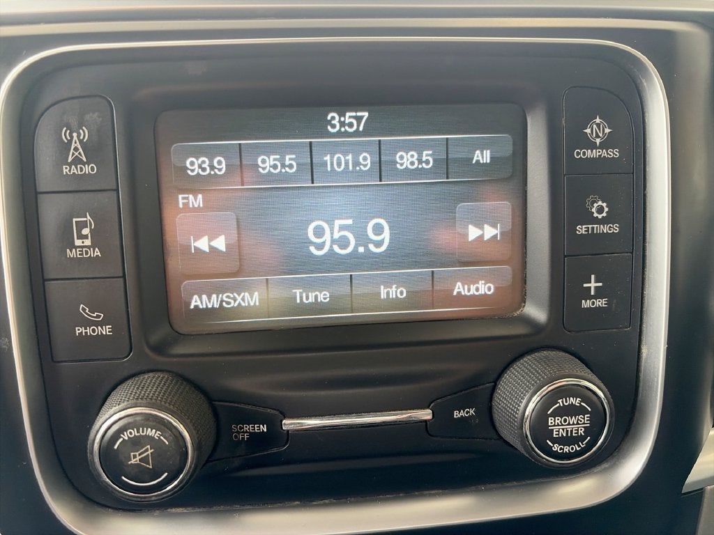 2020 RAM 1500 Classic SLT