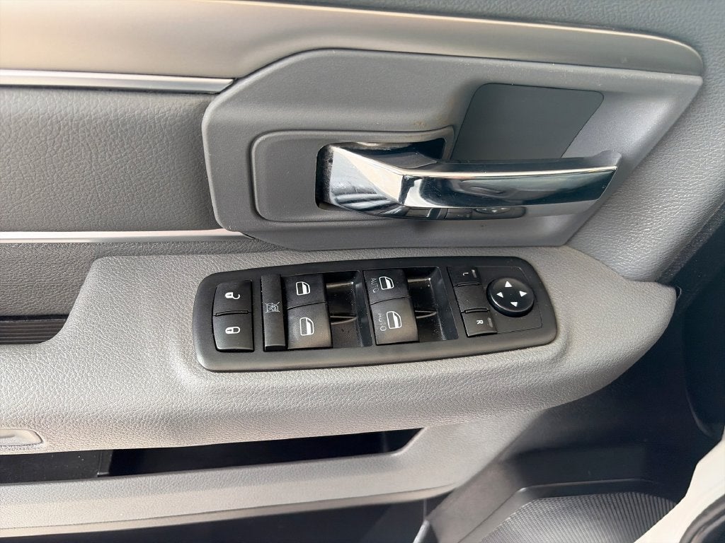 2020 RAM 1500 Classic SLT