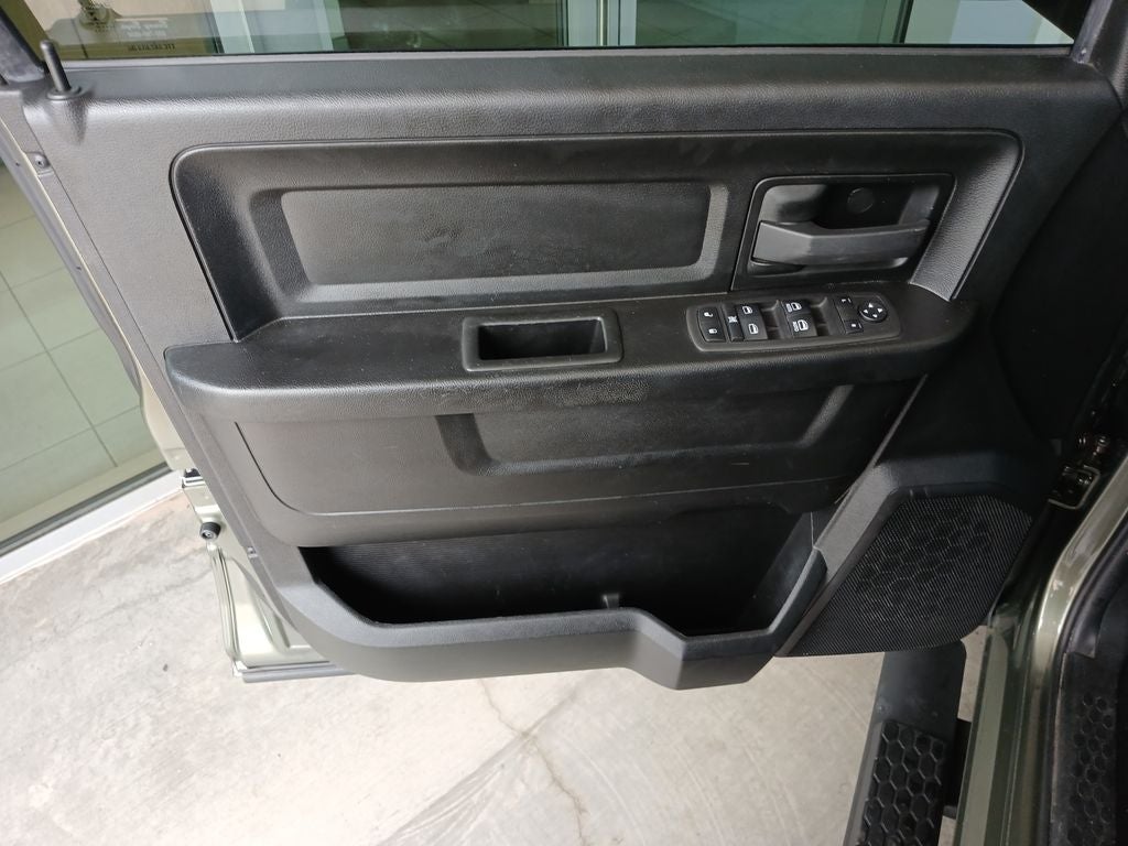 2021 RAM 1500 Classic Tradesman