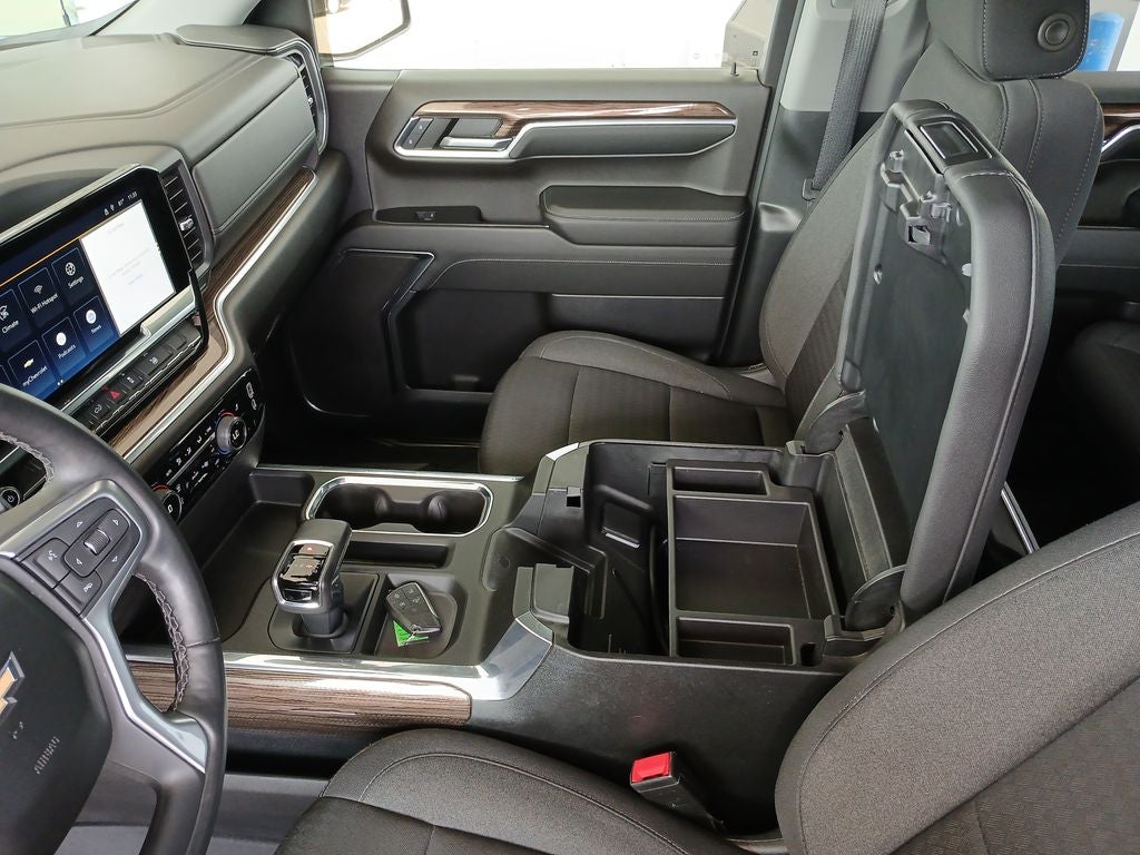 2024 Chevrolet Silverado 1500 LT LT1