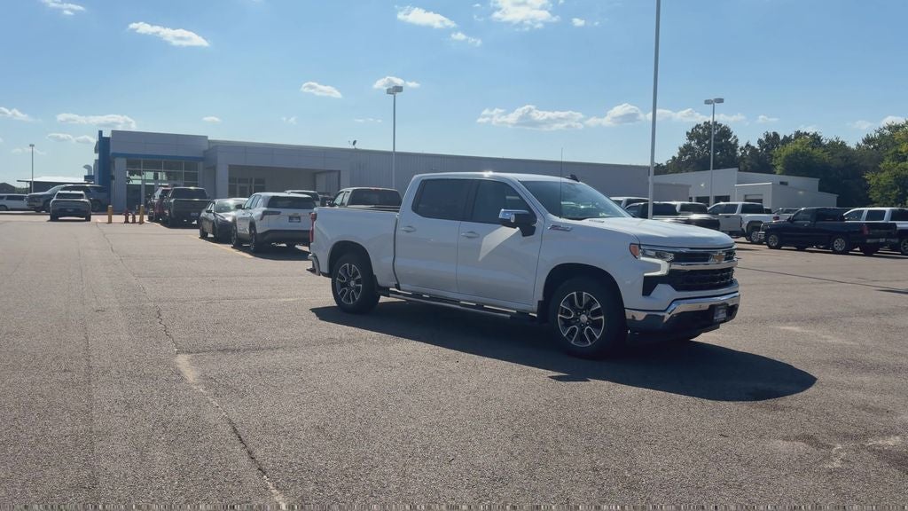 2025 Chevrolet Silverado 1500 LT LT1