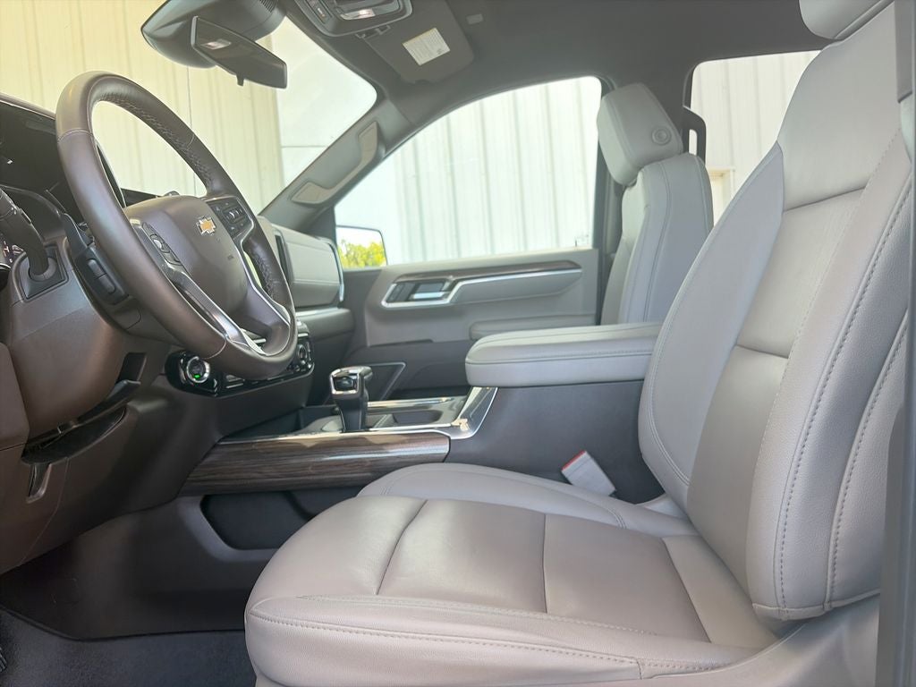 2025 Chevrolet Silverado 1500 LT LT1