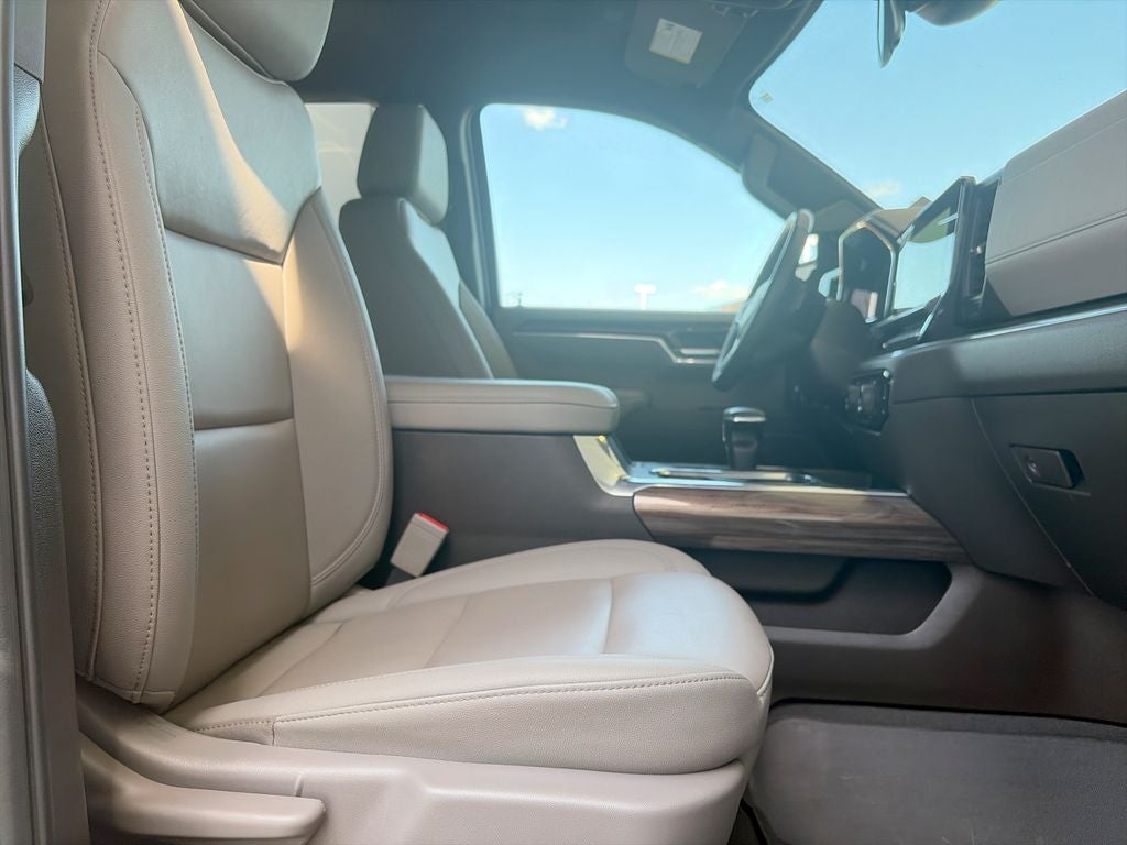 2025 Chevrolet Silverado 1500 LT LT1