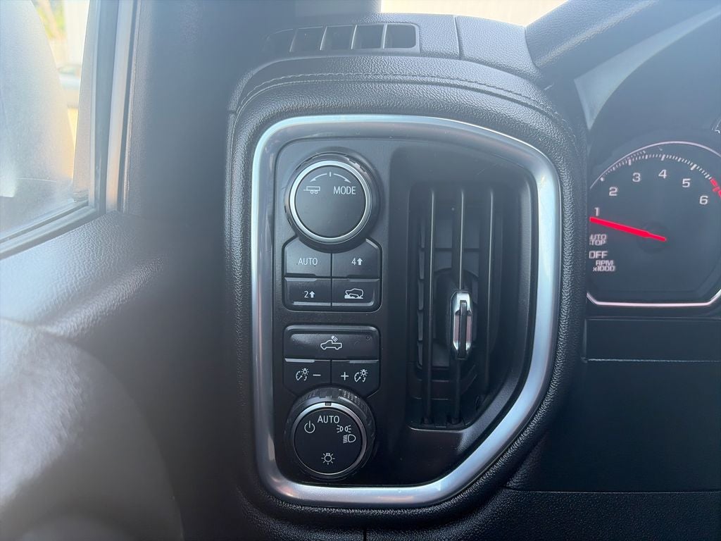 2021 Chevrolet Silverado 1500 LT LT1