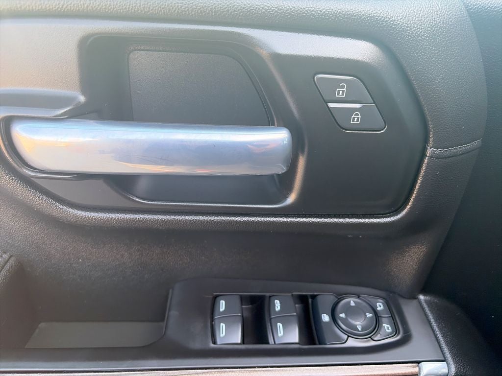 2021 Chevrolet Silverado 1500 LT LT1