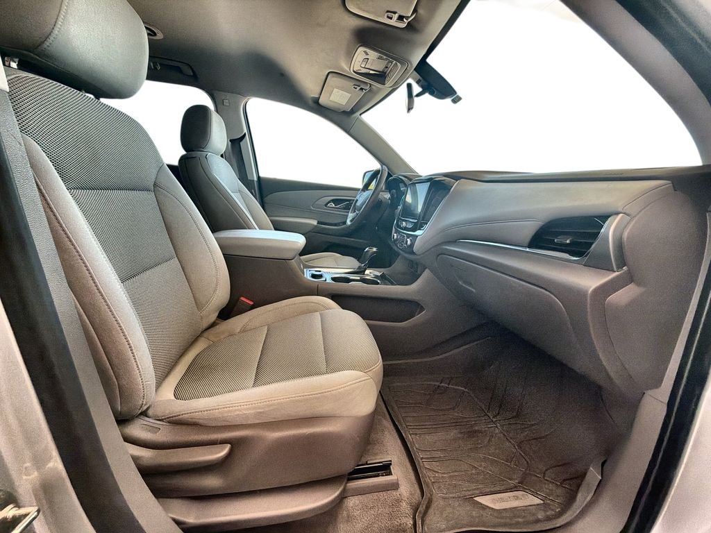 2018 Chevrolet Traverse LT Cloth w/1LT