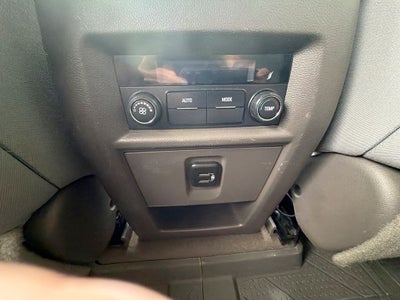 2018 Chevrolet Traverse LT Cloth w/1LT