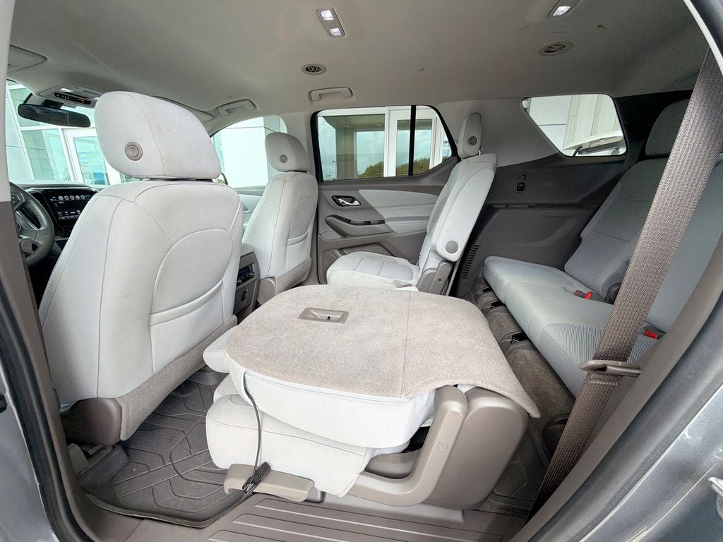 2018 Chevrolet Traverse LT Cloth w/1LT