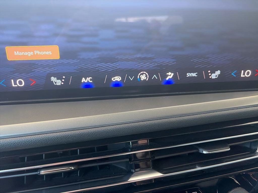 2025 Chevrolet Traverse LT 2LT