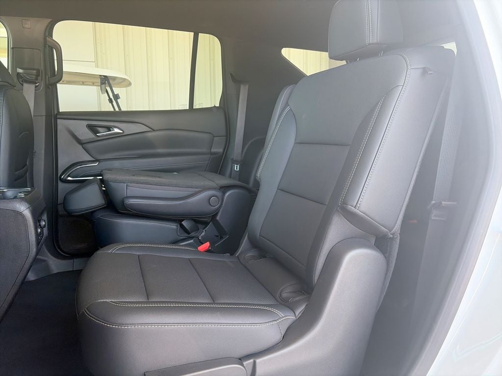 2025 Chevrolet Traverse LT 2LT