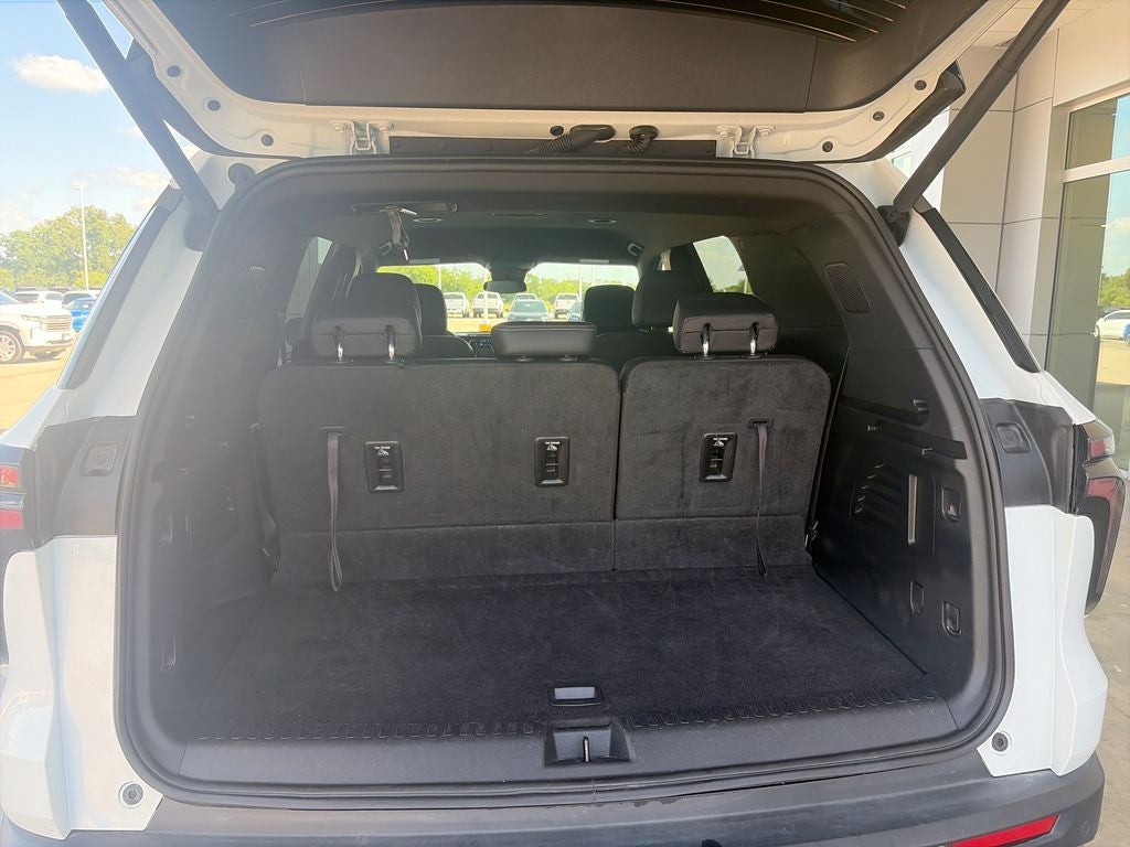 2025 Chevrolet Traverse LT 2LT