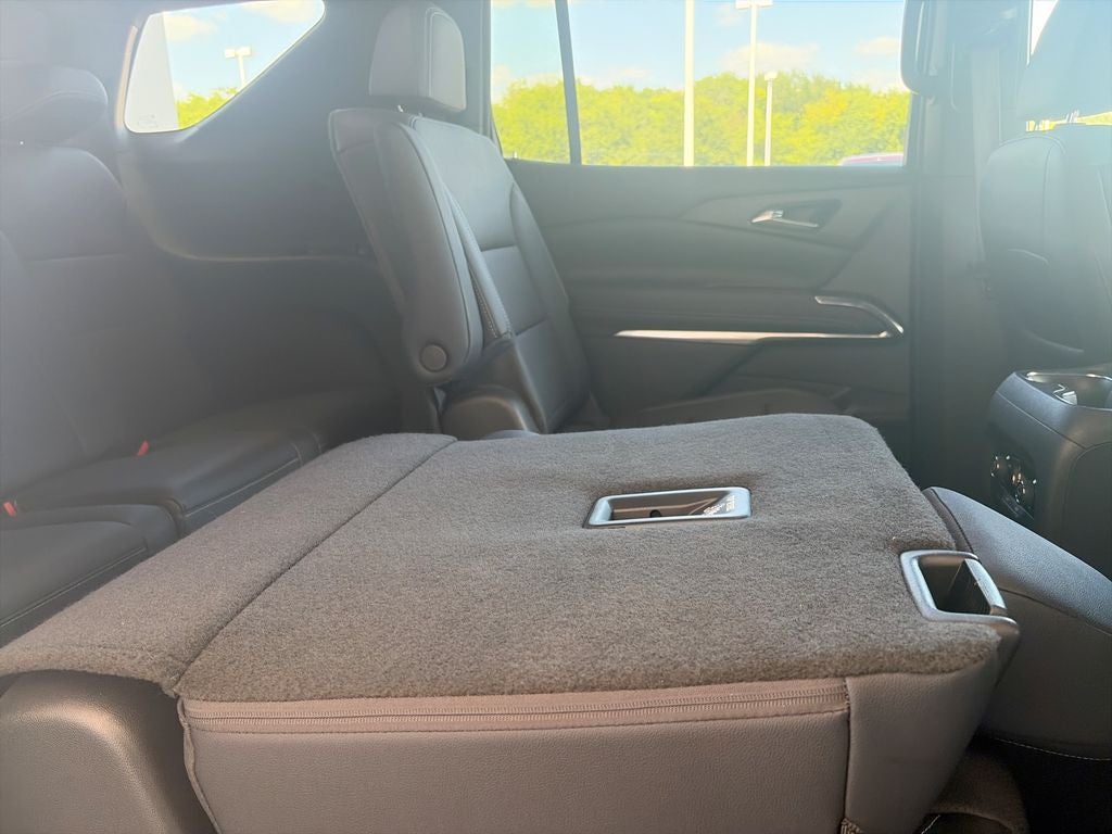 2025 Chevrolet Traverse LT 2LT